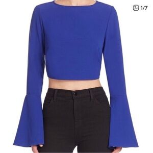 Kendall & Kylie Bell Sleeve Crop